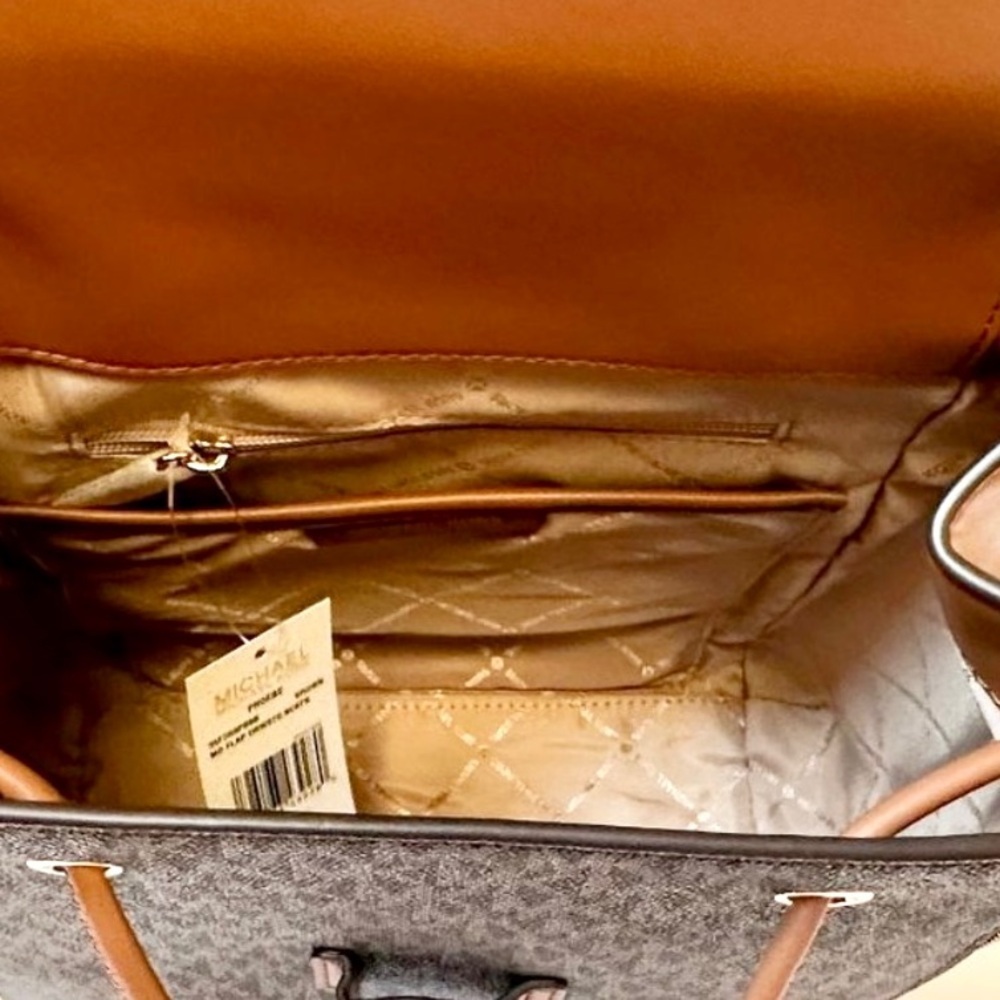 Michael Kors Medium Logo Phoebe Backpack Brown - Picture 5 of 11